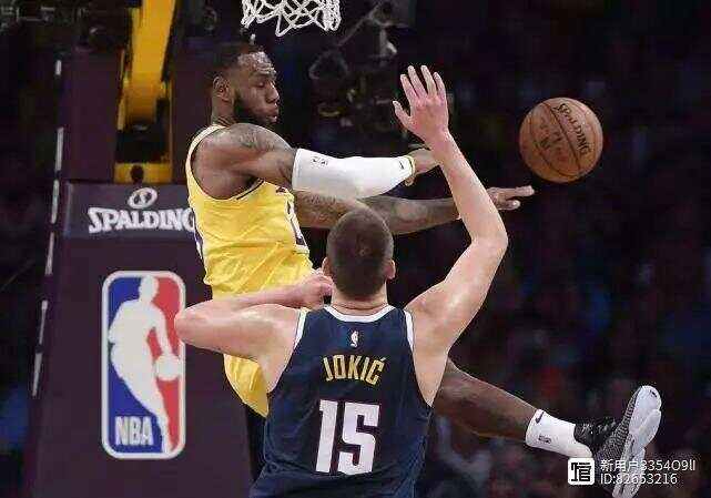 游泳选手发挥出色，荣膺最佳MVP