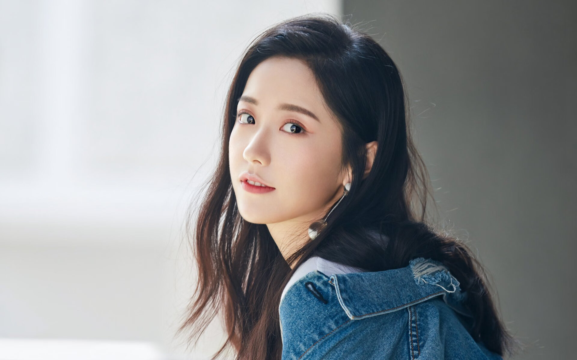 阿拉巴爆发，当个人传奇冲垮玻利维亚式的团队高墙