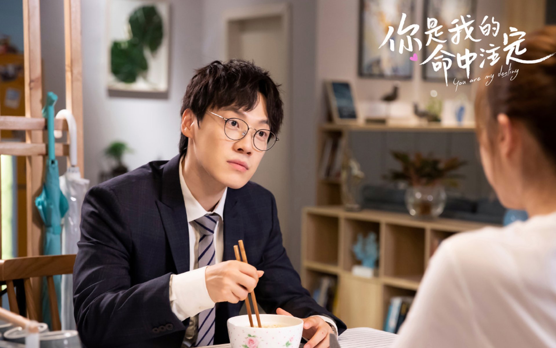 根据您的要求，我为您构思了以下标题和文章